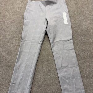 Elegant Women's Gray Checkered Pants 1650